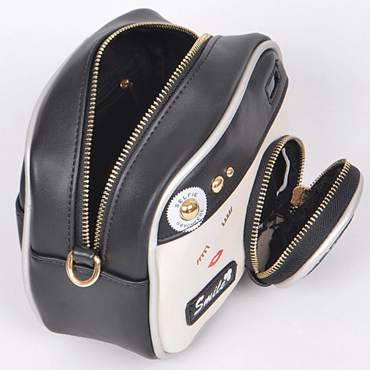 3AM Bag: Smile Camera-ESSE Purse Museum & Store