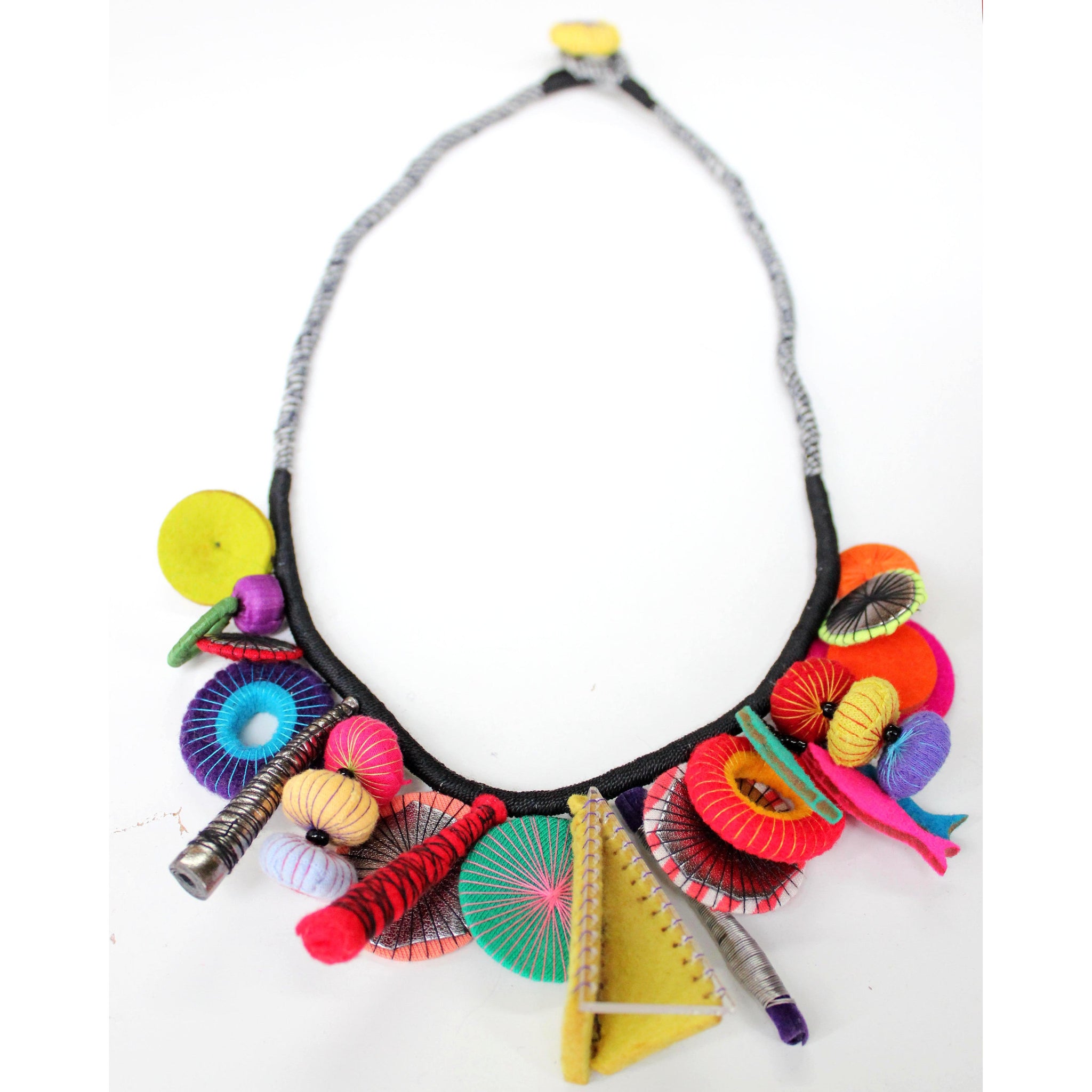 Beyond Threads Necklace: Hodge Podge