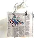 Couture Planet Bag: Stella, Summer Reading-ESSE Purse Museum & Store