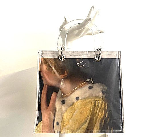 Couture Planet Bag: Stella, The Frick-ESSE Purse Museum & Store