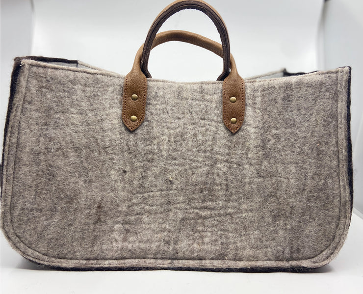 Fibres of Life Bag: Grab & Go Carry All-ESSE Purse Museum & Store