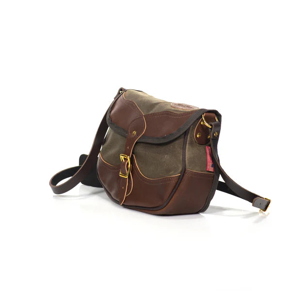 Frost River Bag: Medium Premium Shell-ESSE Purse Museum & Store