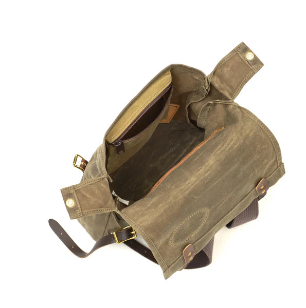 Frost River Bag: Simple Book Pack-ESSE Purse Museum & Store