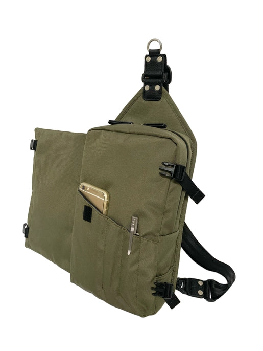 Harvest Label Sling Pack: Explorer-ESSE Purse Museum & Store