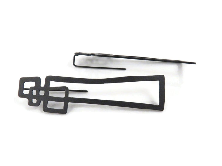 KimyaJewels Earrings: Abstract Oxidized Silver Dangle-ESSE Purse Museum & Store