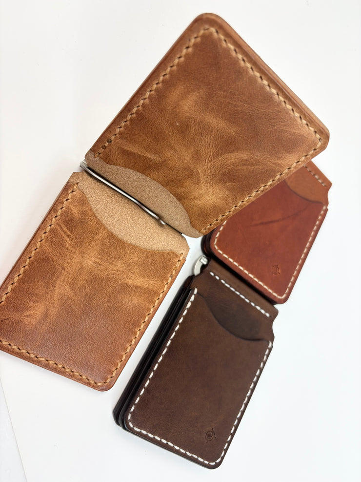 Lost Leather Wallet: Cache-ESSE Purse Museum & Store