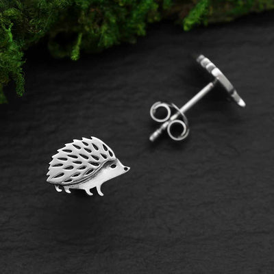 Nina Designs Earrings: Sterling Silver Hedgehog Post-ESSE Purse Museum & Store