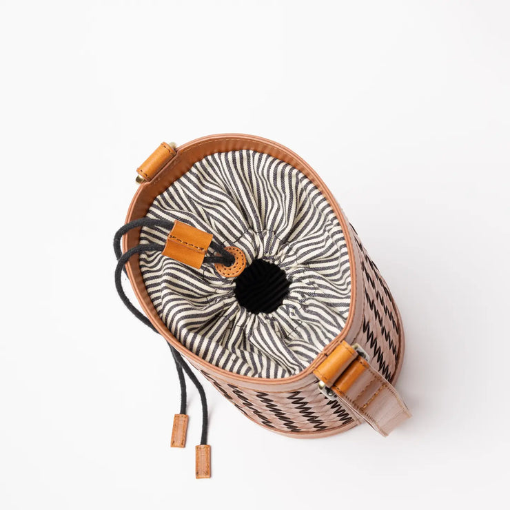 O My Bag: Zola-ESSE Purse Museum & Store