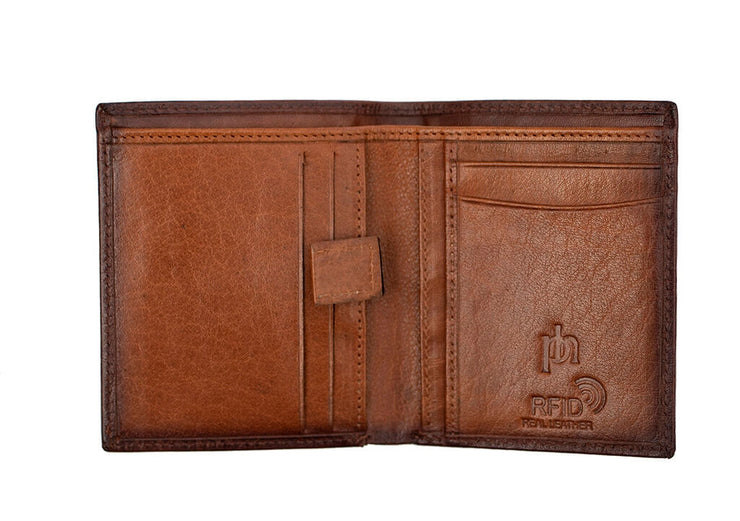 Primehide Wallet: Carlton Card RFID-ESSE Purse Museum & Store