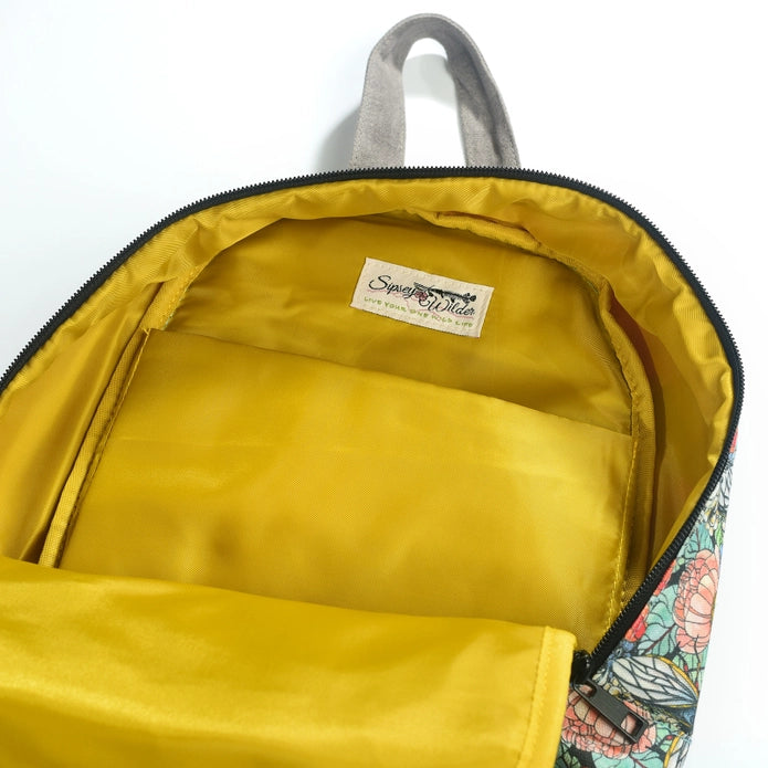 Sipsey Wilder Bag: Summer Chorus Sling Backpack-ESSE Purse Museum & Store