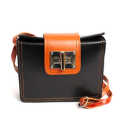Solo Perche Bags: Siena-ESSE Purse Museum & Store