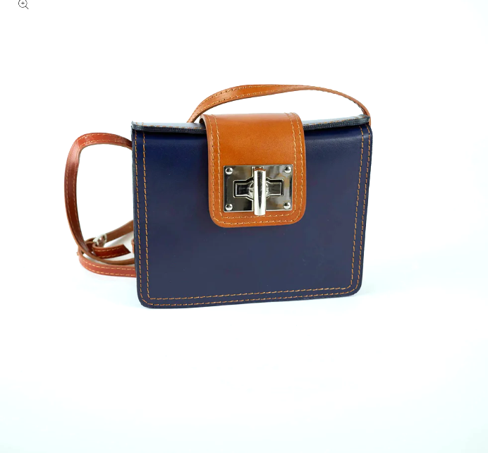 Solo Perche Bags: Siena-ESSE Purse Museum & Store