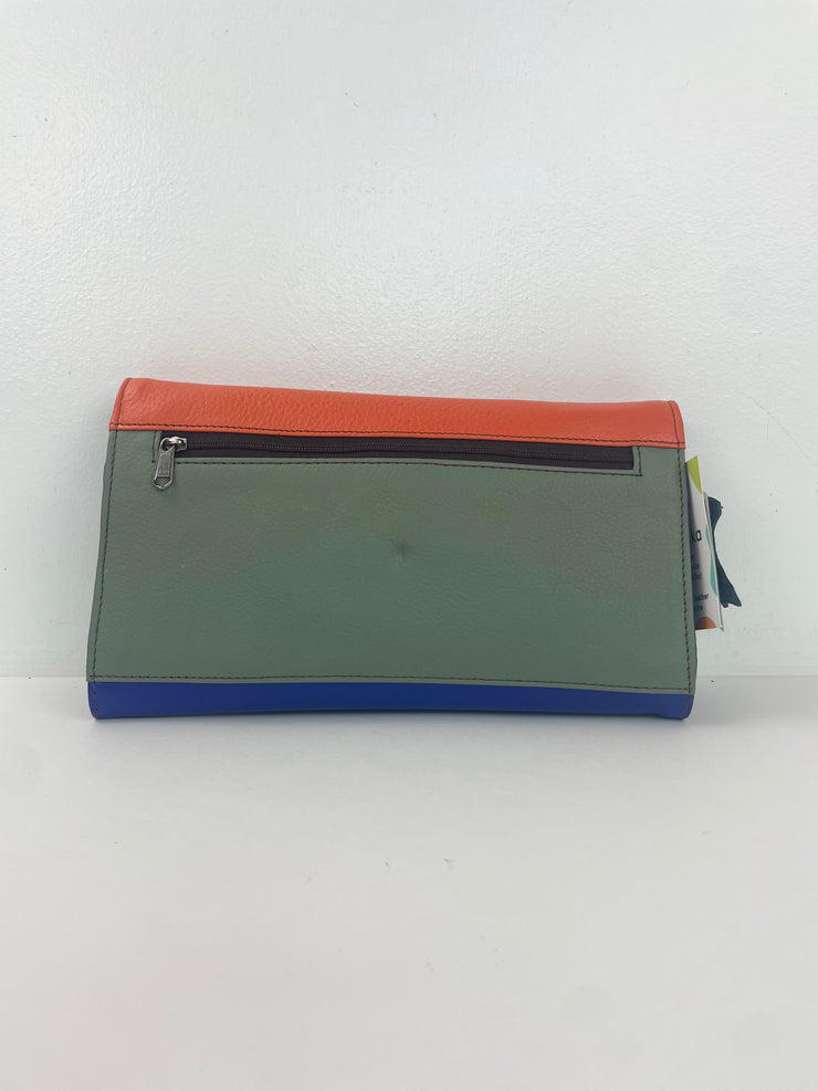 Soruka Bag: Ellen Clutch-ESSE Purse Museum & Store