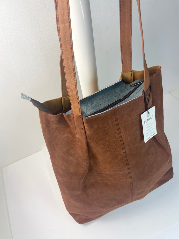 Soruka Bag: Sophia-ESSE Purse Museum & Store
