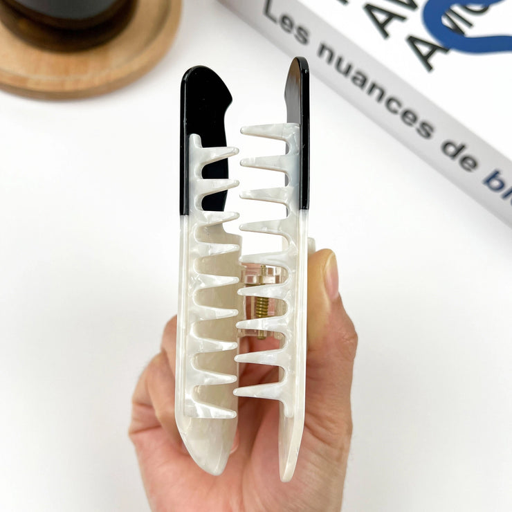 The Diva Soap Hair Claw: Knife-ESSE Purse Museum & Store