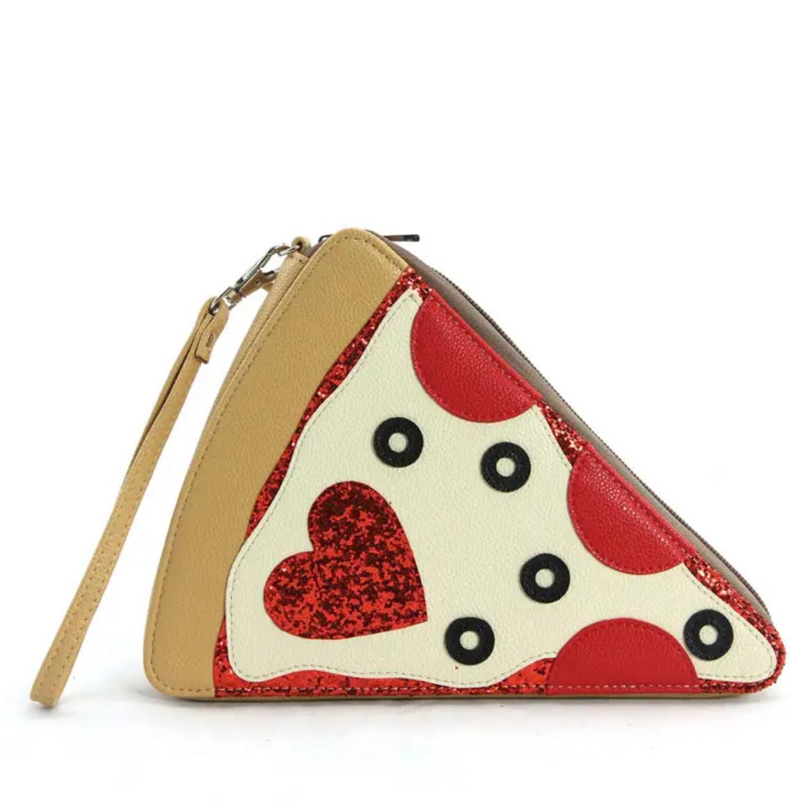 https://essepursemuseum.com/cdn/shop/products/Comeco-Bag-Peperoni-Pizza-Slice-Wristlet_5104290f-085a-414e-8a69-889d9919ce92.jpg?v=1630703819