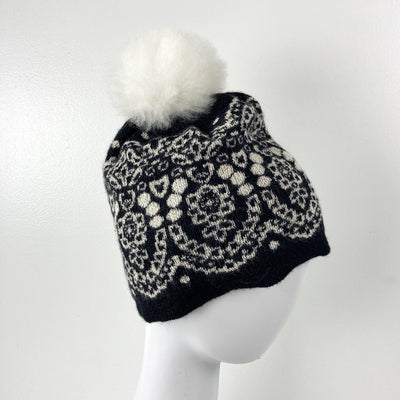 French Knot Plush Lace Hat: Black-ESSE Purse Museum & Store