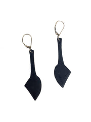 Julie Shaw Spear Earrings: Red/Orange-ESSE Purse Museum & Store
