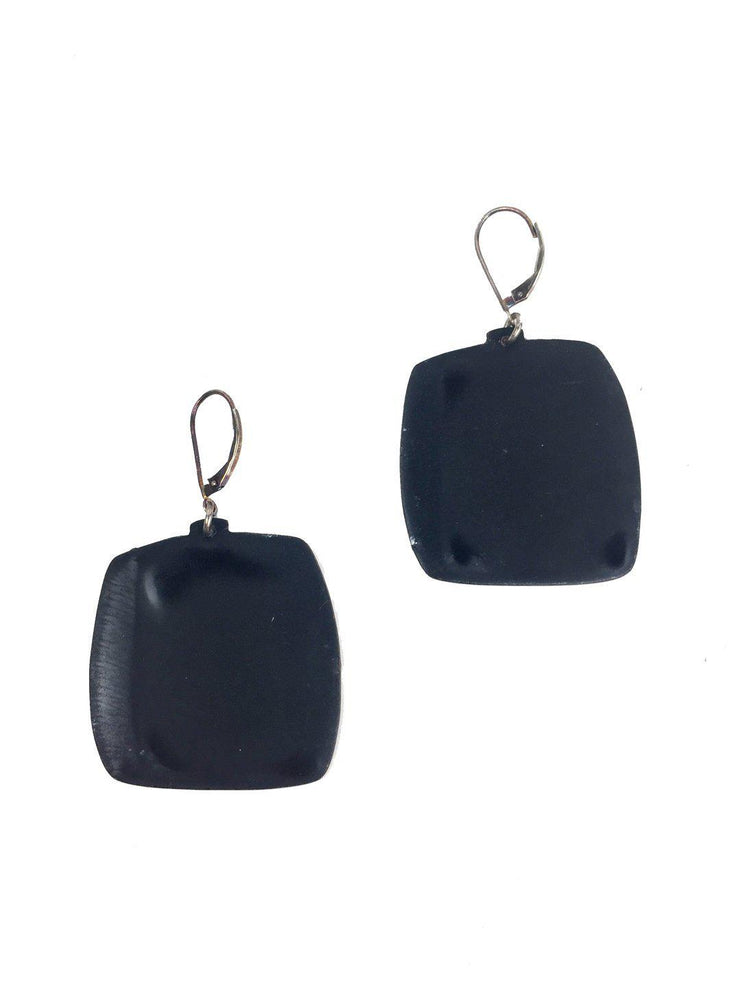 Julie Shaw Square Earrings: White/Black-ESSE Purse Museum & Store