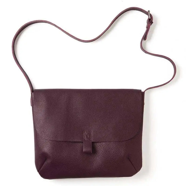 Keecie Bag: Backyard-ESSE Purse Museum & Store