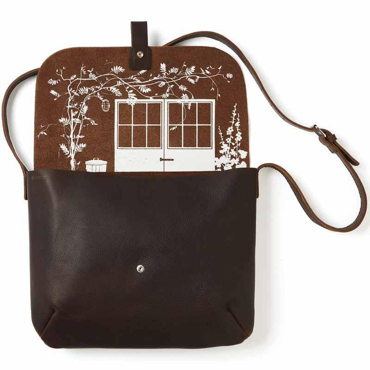 Keecie Bag: Backyard, Distressed Dark Brown-ESSE Purse Museum & Store