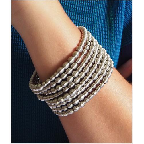 La Mollla: Chapelet Bracelet – ESSE Purse Museum & Store