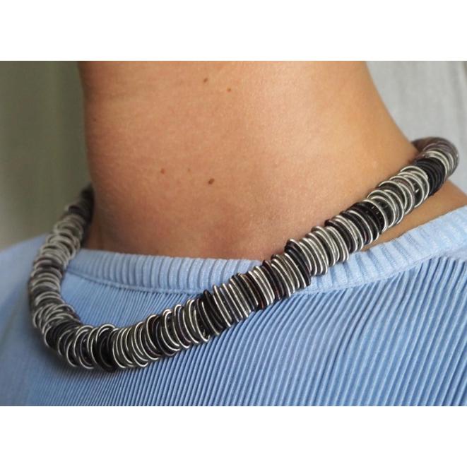 La Mollla No 1 Necklace-ESSE Purse Museum & Store
