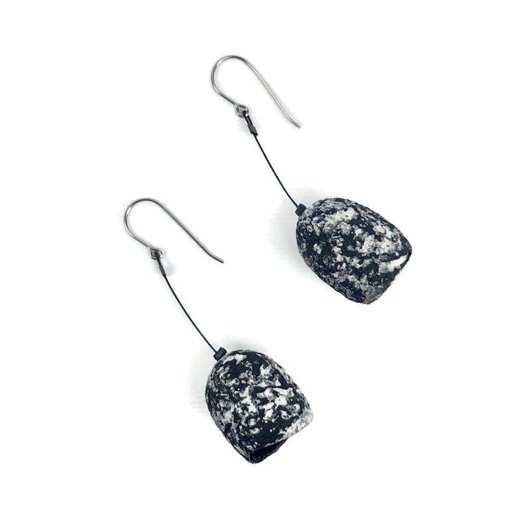 Looksur Earrings: Tulip-ESSE Purse Museum & Store