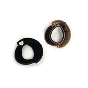 Oropopo Earrings: Cave Loop-ESSE Purse Museum & Store