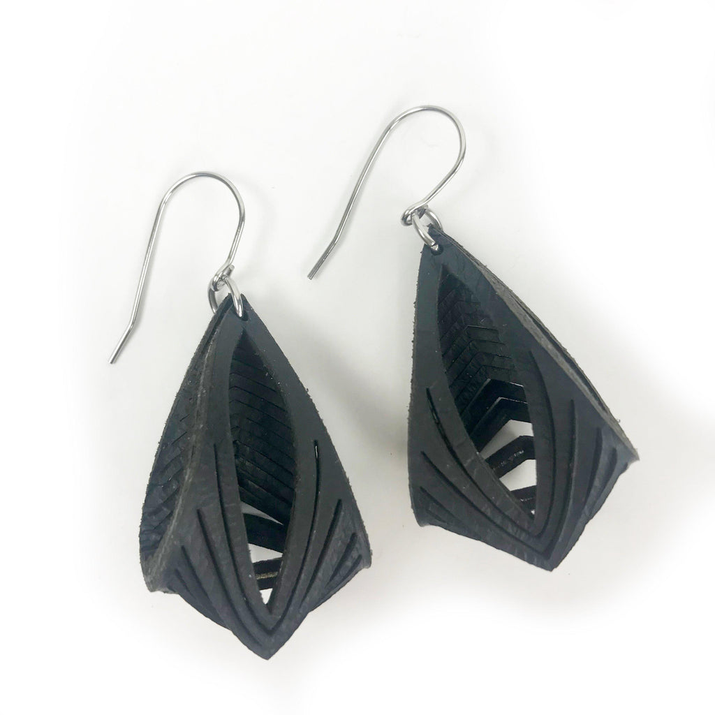 Oropopo Eyedazzler Earrings-ESSE Purse Museum & Store