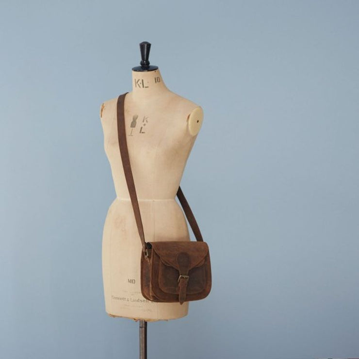 Paper High Bag: Curved Leather Saddle Bag-ESSE Purse Museum & Store