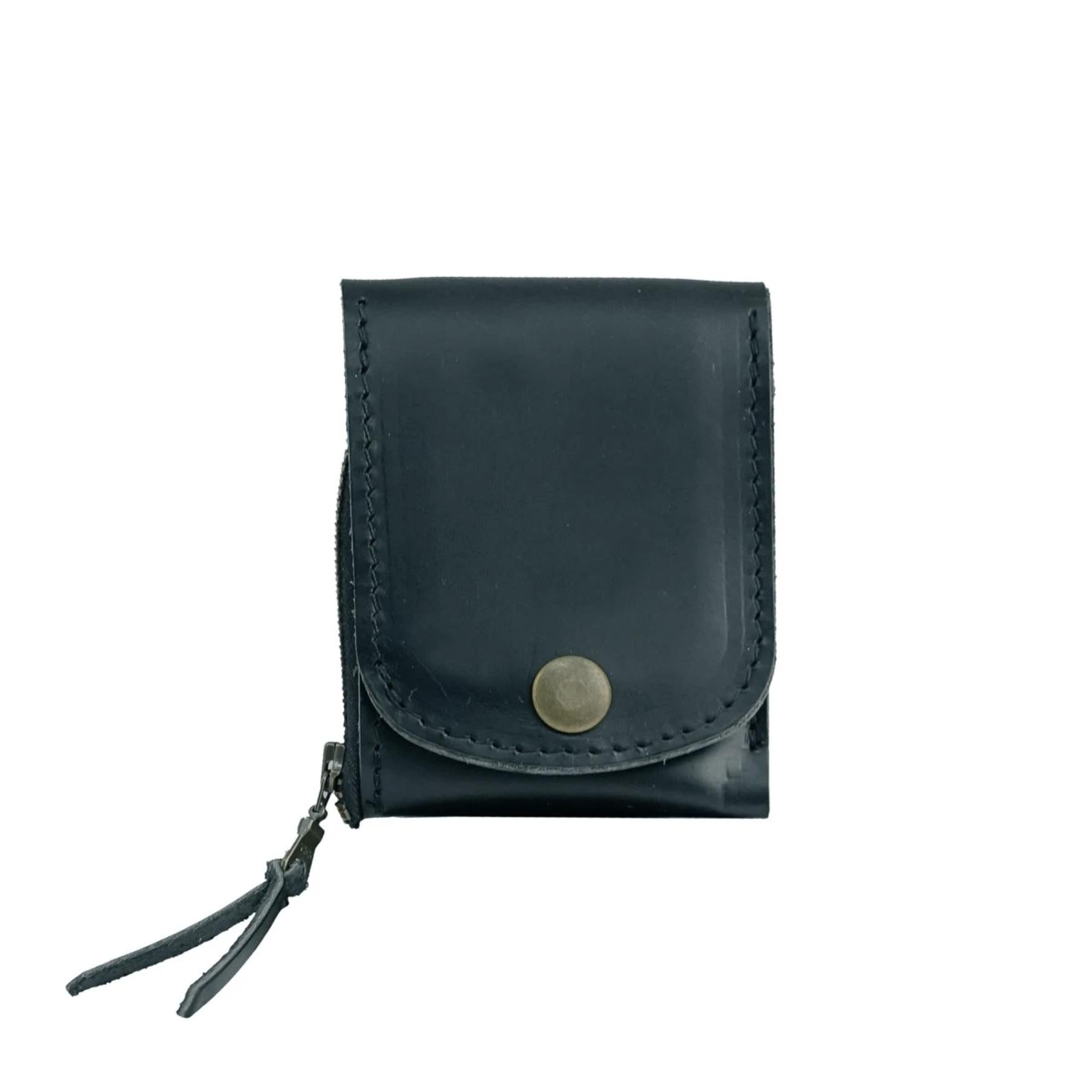 Sapahn Bag: Stanley Leather Crossbody Wristlet Wallet – ESSE Purse Museum &  Store